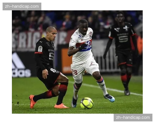 转播权谈判陷入僵局，Canal+再次威胁削减对法甲版权的报价